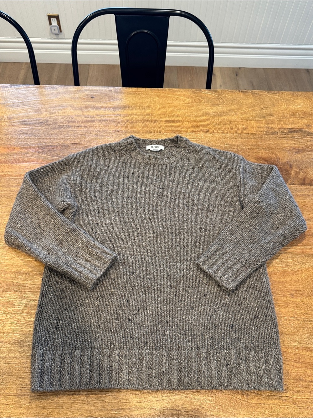Re/Done Women’s Grandpa Sweater in Gravel. Size XS